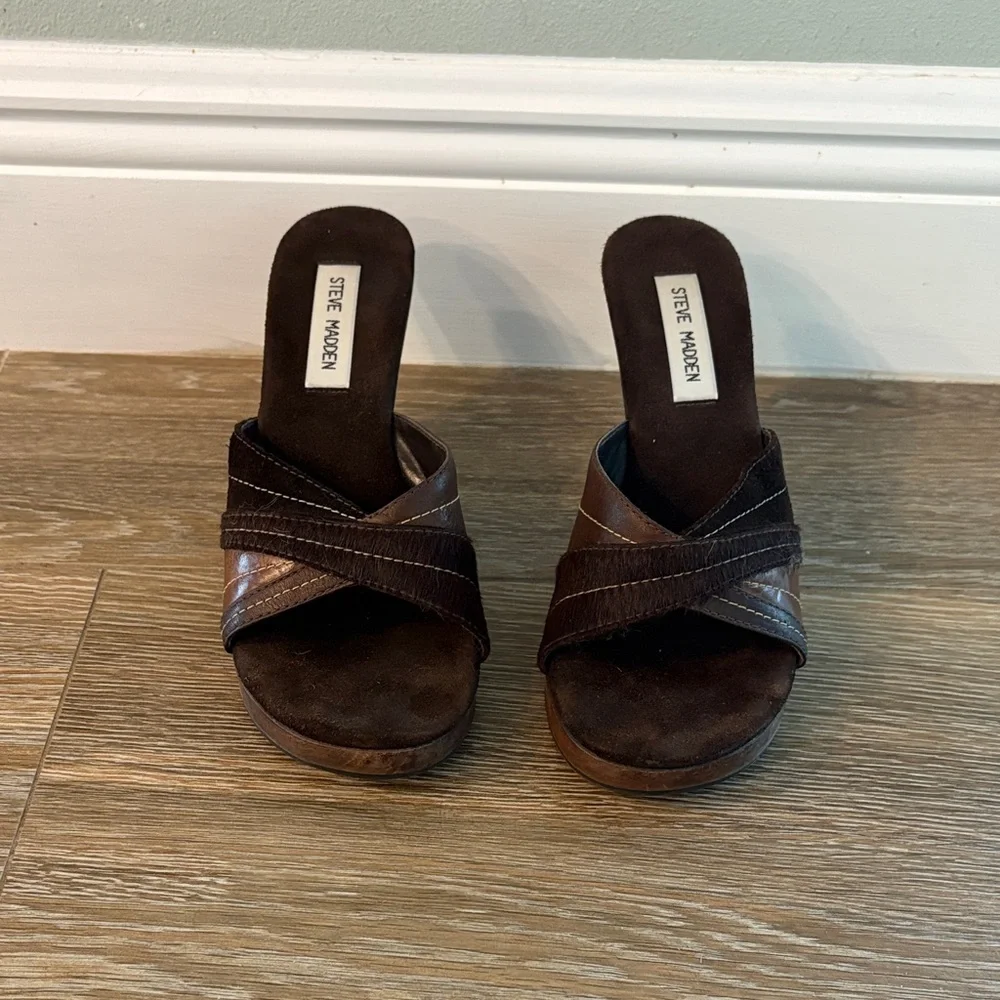 Steve Madden Dark Brown Heeled Mules - Picture 2 of 8